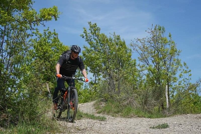 Location de VTT électriques à Bobbio