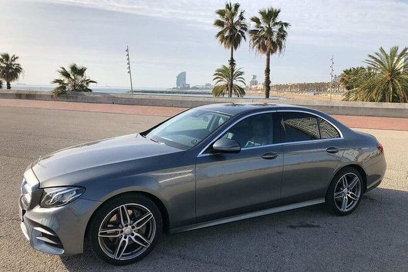 Transfert aéroport de Barcelone (1 à 2 passagers)