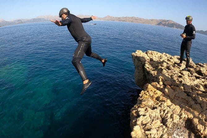Alcudia Coasteering avec sauts d'escalade et grottes