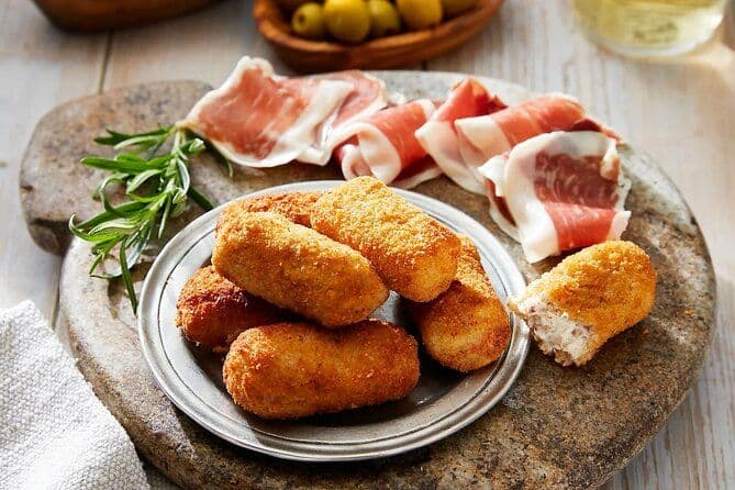 Manger comme un local: Hidden Gràcia Catalan Food Tour à Barcelone