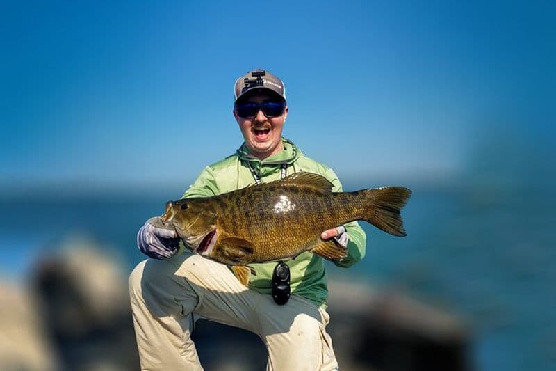 Service de guide de pêche à la ligne