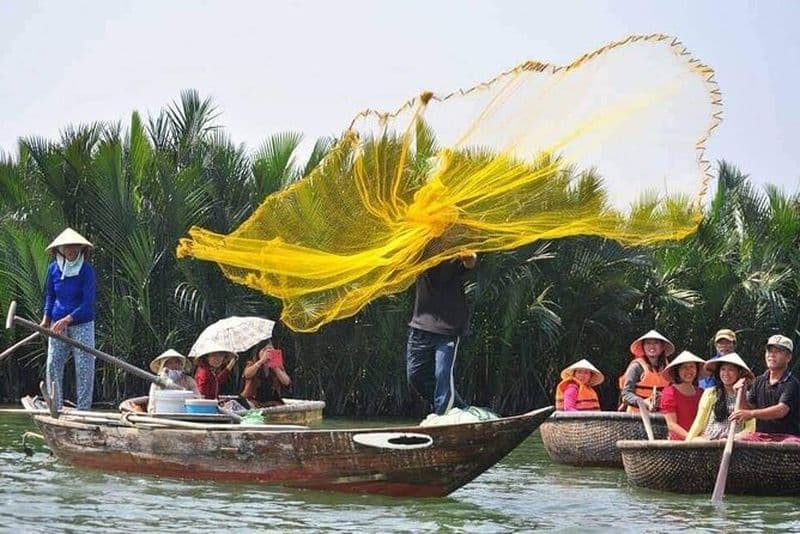 Hoi An: Balade en bateau et expérience de pêche en panier à noix de coco