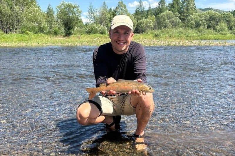2 jours de pêche guidée et aventure en camping près d'Oulan-Bator