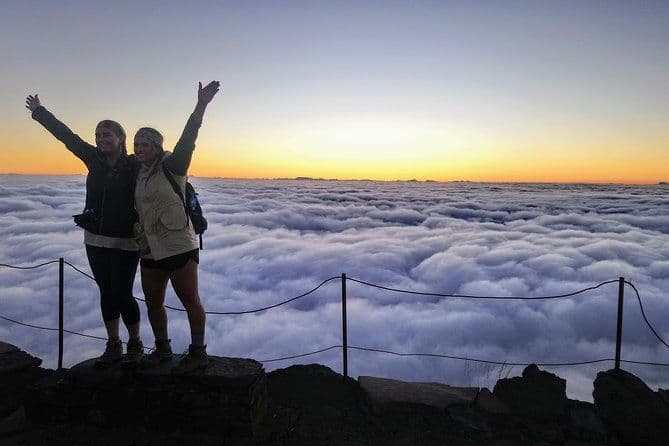 Lever du soleil à Pico do Areeiro – Randonnée guidée en petit groupe jusqu’au Pico Ruivo