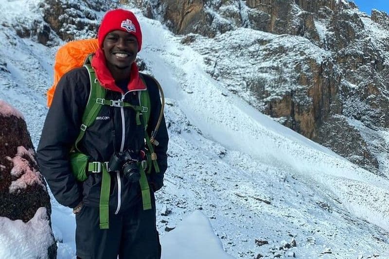 Trek de 4 jours au Mont Kenya, en montée à Chogoria et en descente à Sirimon