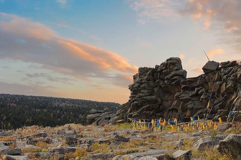 Une journée de trekking à Tsetsee Gun Peak