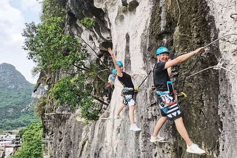 Via ferrata de Yangshuo avec transfert privé aller-retour depuis l'hôtel Xingping