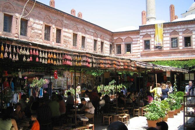 Circuit culturel de 9 jours avec hammam turc et bain thermal