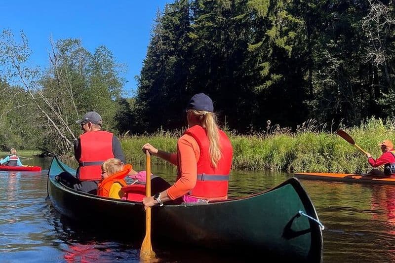 Excursion en kayak et canoë dans le lac Bogstad
