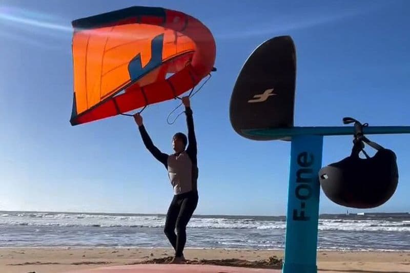 Wingfoil Cours Semi privé à Essaouira pour Voler sur l’eau