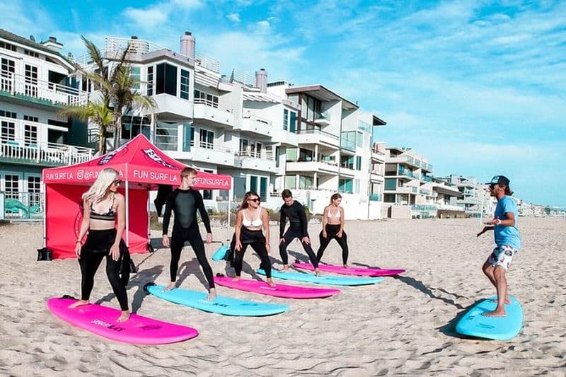 Cours de surf partagé en petit groupe de 2 heures à Santa Monica