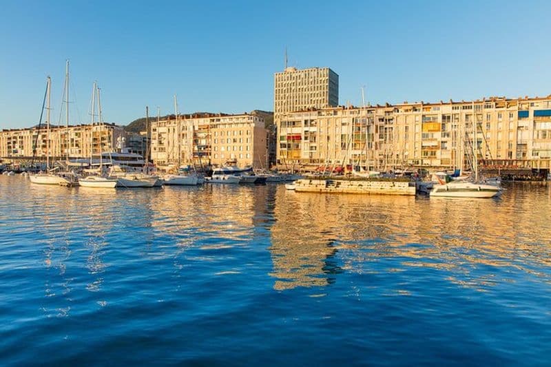 Toulon City Histoire et délices culinaires Visite à pied au départ du port