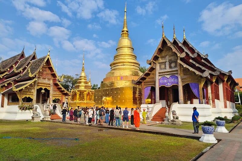 Visite à pied des temples de Chiang Mai avec l'ex-guide moine Partie 1
