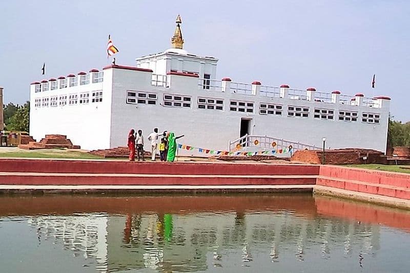 Tour de pèlerinage de Lumbini en avion - 2 jours