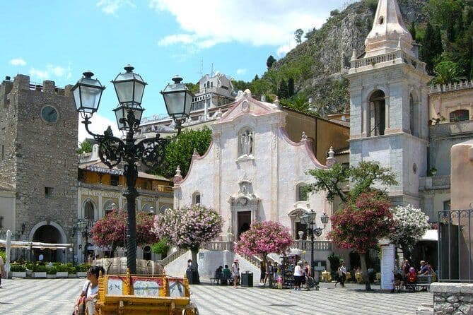 Visite de Taormine avec billet de théâtre grec depuis le port Giardini Naxos