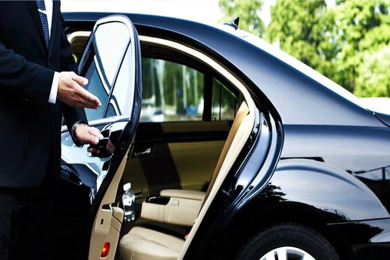 Transfert Aéroport de Fès (aller simple) + Carte SIM gratuite: Restez connecté