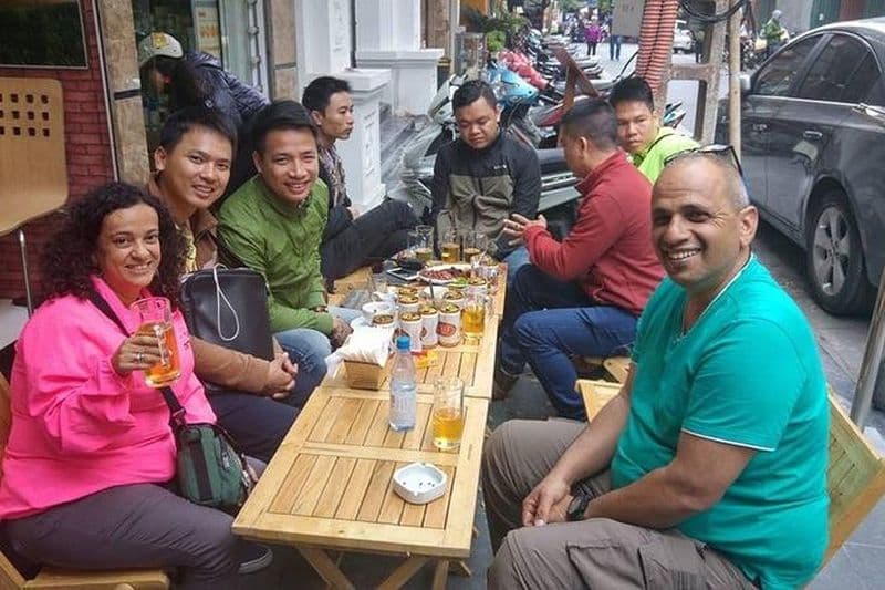 Visite passionnante de la cuisine de rue à Hanoi | Plongée dans la culture et la cuisine de Hanoi