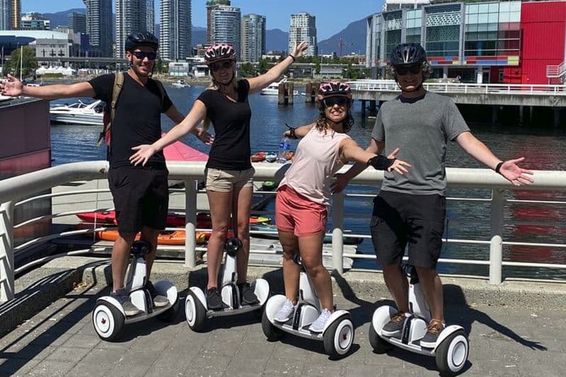 Visite en petit groupe en Segway à False Creek / English Bay