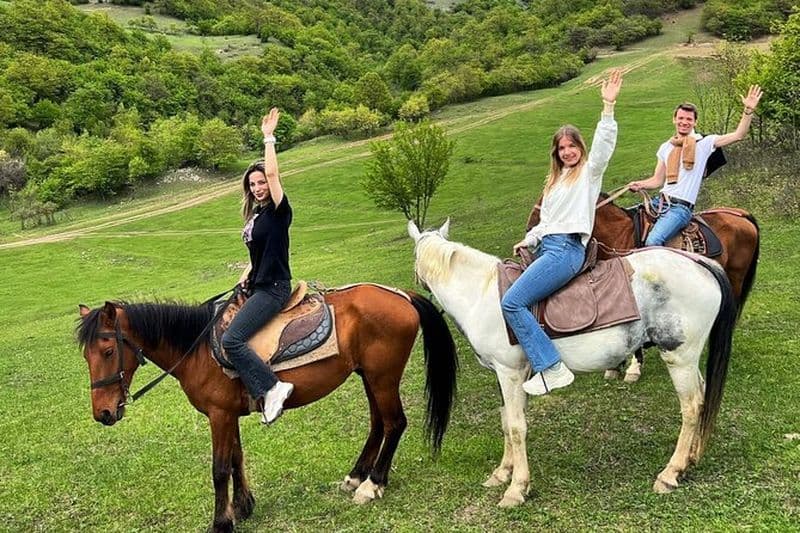 Visite privée à Sevan, visite hors route de Dilijan et équitation