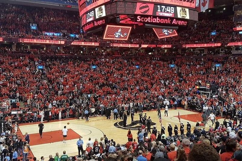 Billet pour un match de basket-ball des Raptors de Toronto à la Scotiabank Arena