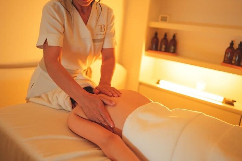 Expérience de spa et de soins de la peau avec massage et boisson à Antalya
