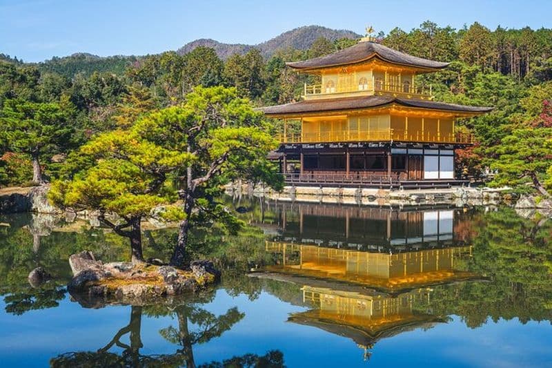 Kyoto : Visite guidée du temple Kinkaku-ji et du jardin serein avec billets