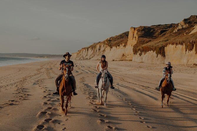 Balade à cheval dans les dunes de Praia do Meco | LITS Horses