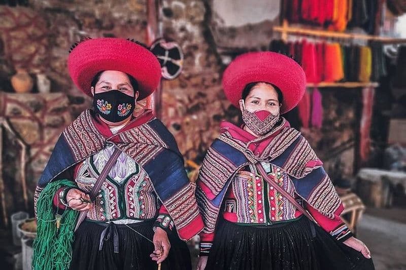 Taxi pour Ollantaytambo avec arrêts à Chinchero, Maras et Moray