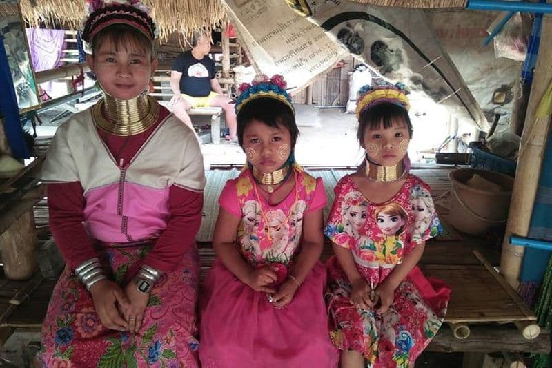 Billet Chiang Mai-Chiang Rai: Temple Blanc-Noir-Bleu-Triangle d'Or-Keren-Bateau