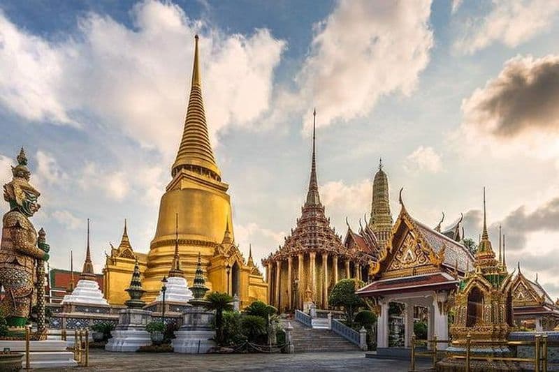 Grand Palais royal et temples de Bangkok : visite d'une demi-journée