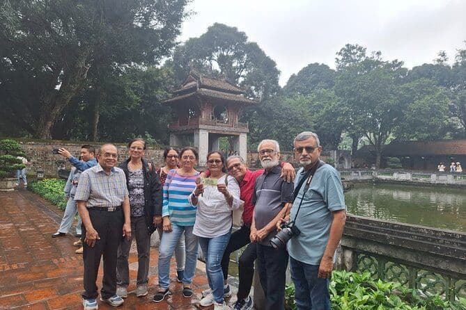 Demi-journée Hanoï ville Ho Chi Minh et Temple de la Littérature