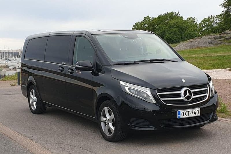 Transfert aéroport privé en voiture VIP dans la région d'Helsinki