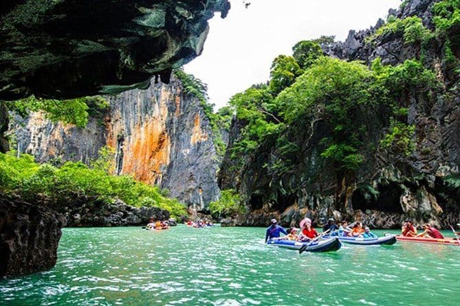 Excursion de canoë-kayak en mer dans la baie de Phang Nga avec déjeuner