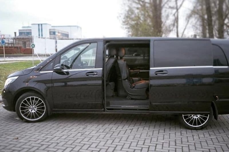 Taxi Navette Charleroi aéroport <-> Londres (1 à 8 Places)