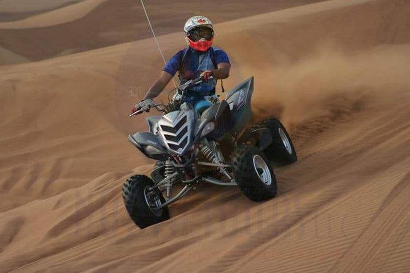 Dune Bashing avec Quad Bike et Sand Boarding au départ de Dubaï