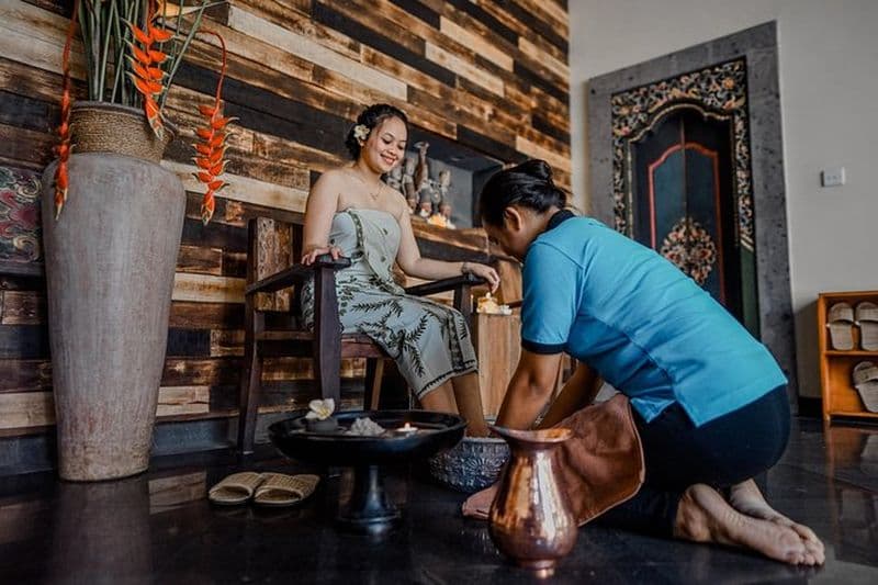 Expérience de massage corporel au spa traditionnel d'Ubud