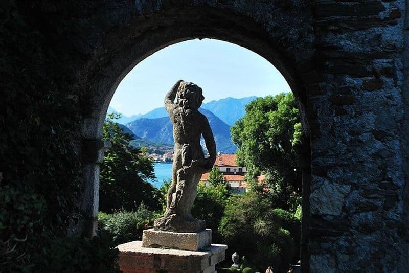 Visite privée avec guide à Isola Bella et croisière au coucher du soleil