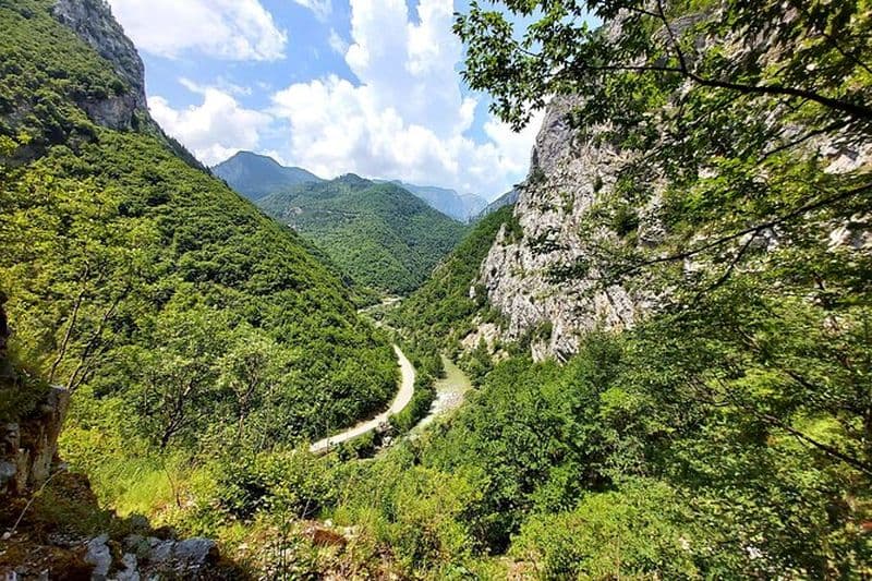 Peja Tour, les gorges de Rugova et les cascades de Drini (combinés)
