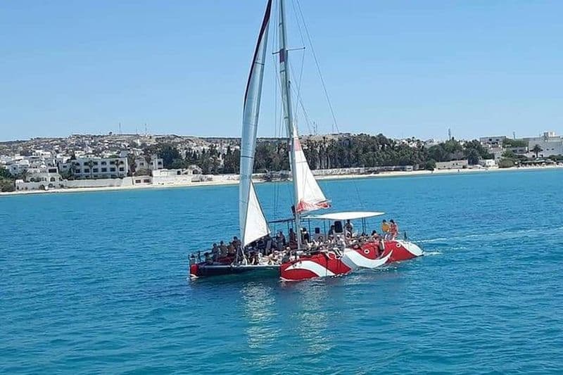 Balade en Mer sur Catamaran à Hammamet avec Transfert
