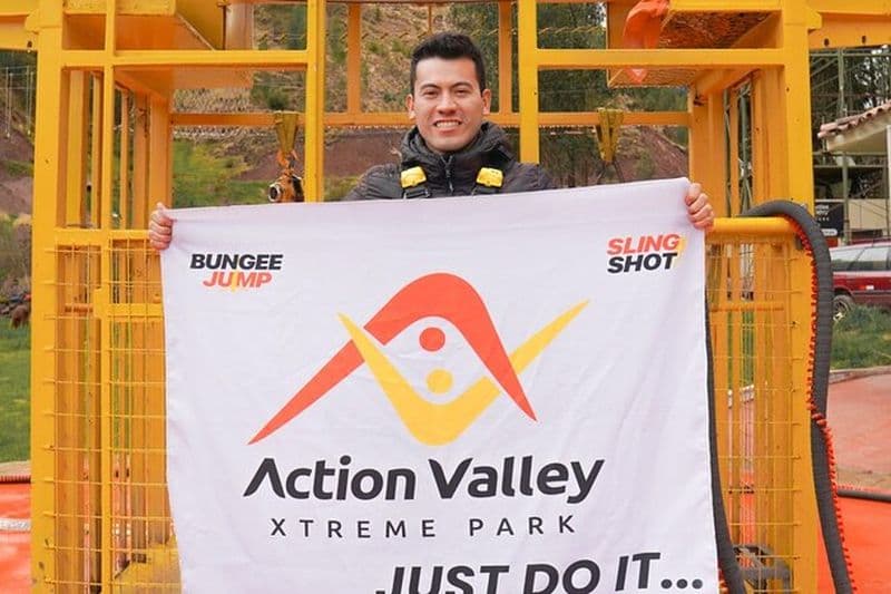 Expérience de saut à l'élastique Action Valley de Cusco