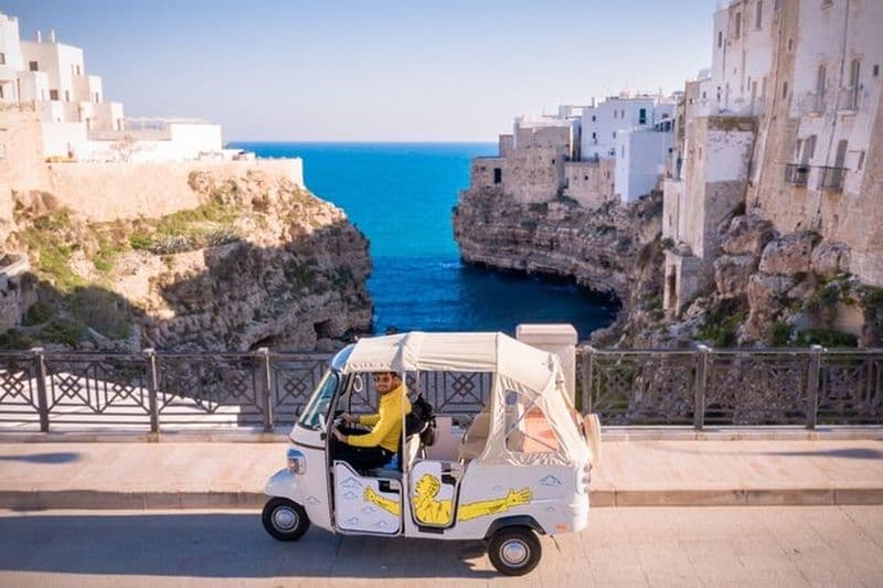Côte de Polignano avec visite privée en tuk tuk et vue sur les grottes