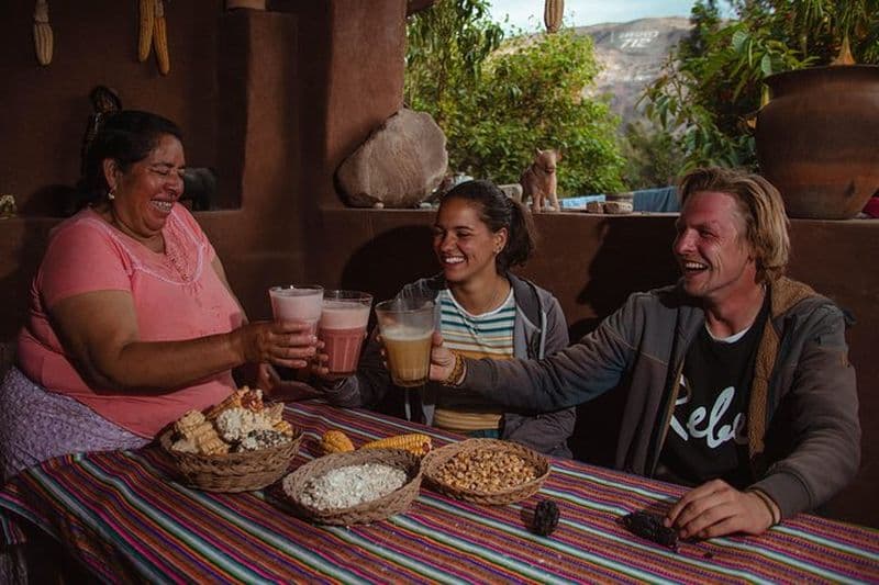 Faites du chocolat artisanal, de la chicha de jora et des ornements en céramique avec des experts locaux
