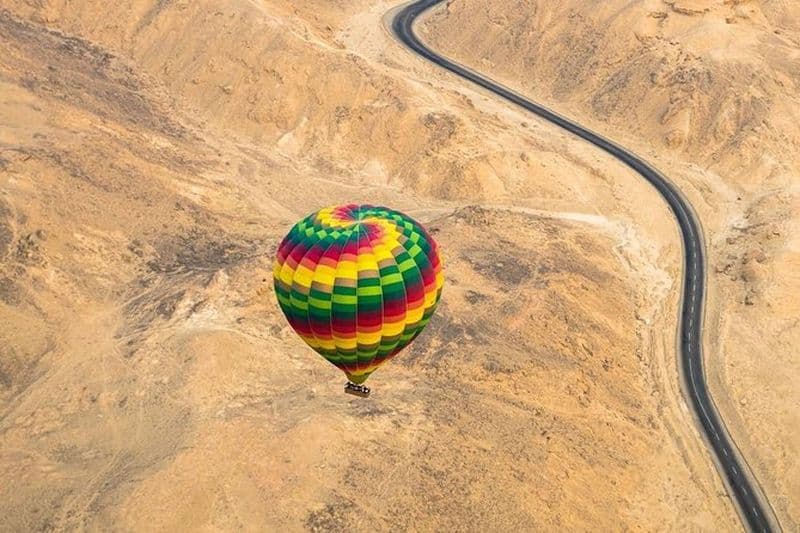 Vol en montgolfière à Louxor en Égypte avec transferts inclus