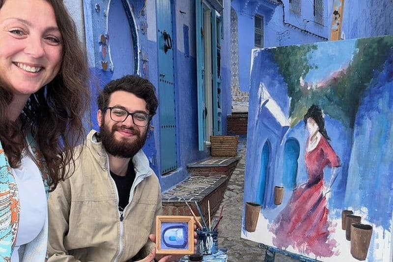 Expérience de peinture avec l'artiste local Ayoub