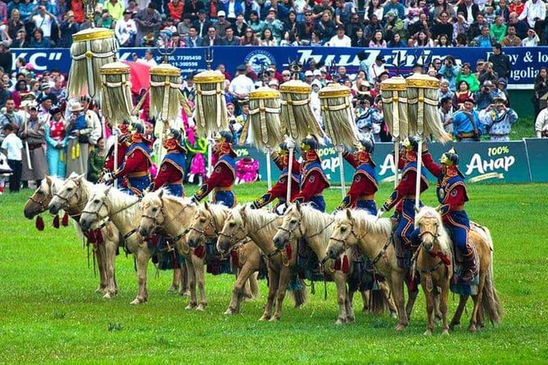 Billet Festival de Naadam 8 jours et lac Khuvsgul, renne, famille nomade