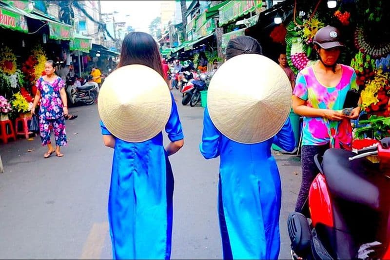 TRANSFERT AÉROPORT PRATIQUE en VOITURE PRIVÉE ou SCOOTERS | KissTour