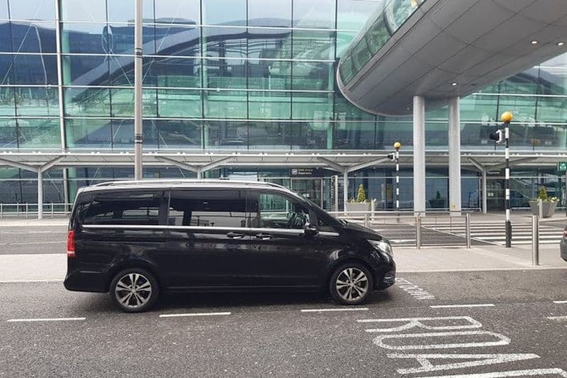 Service de voiture privée de l'aéroport de Dublin au Shandon Hotel & Spa