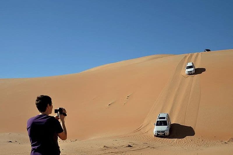 Rouler en 4x4 dans les plus hautes dunes du Rub Al Khali (quartier vide) - Liwa Self Drive Tour