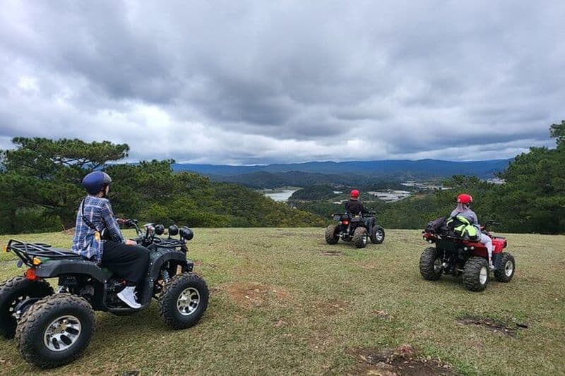 Excursion en VTT dans les montagnes de Dalat