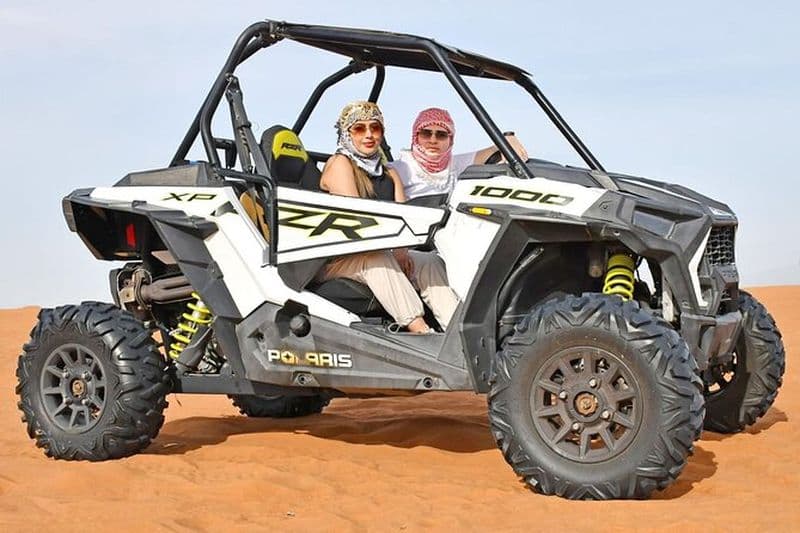 Aventures privées en VTT et Dune Bashing dans le désert ouvert de Dubaï